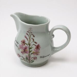 libelle small Porcelain White Floral Vintage 1970s Creamer pitcher